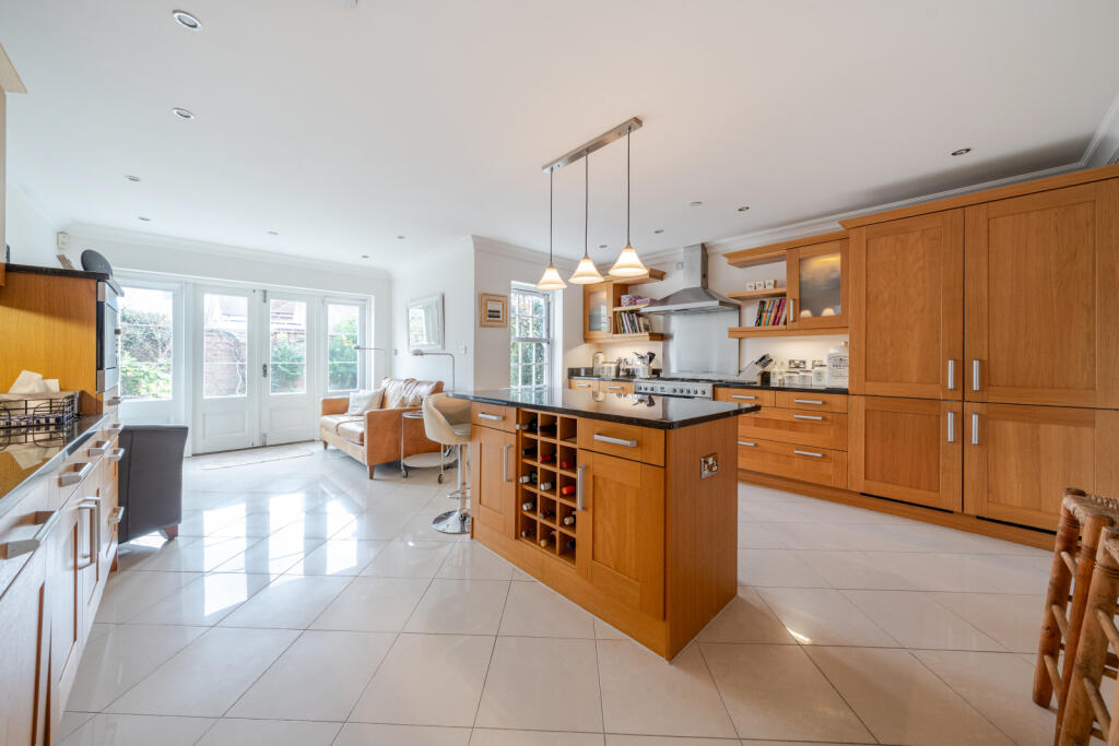 Main image of property: Springfield Place, Gerrards Cross, Buckinghamshire, SL9