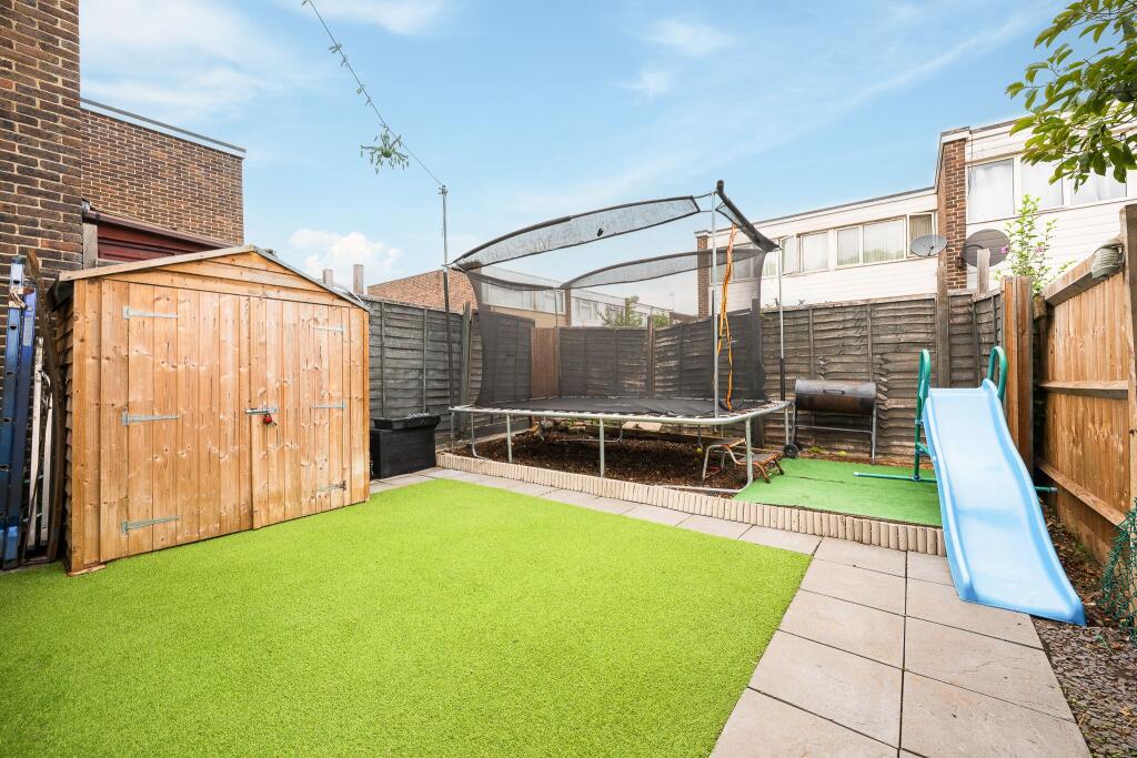 House in London - View 5