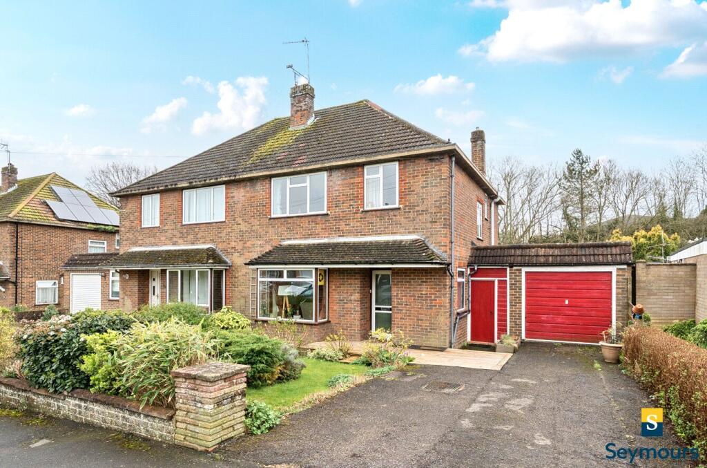 Main image of property: Applegarth Avenue, Guildford, Surrey, GU2