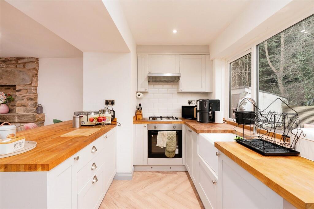 Selbourne Terrace, Earby, Barnoldswick, Lancashire, BB18 - View 4