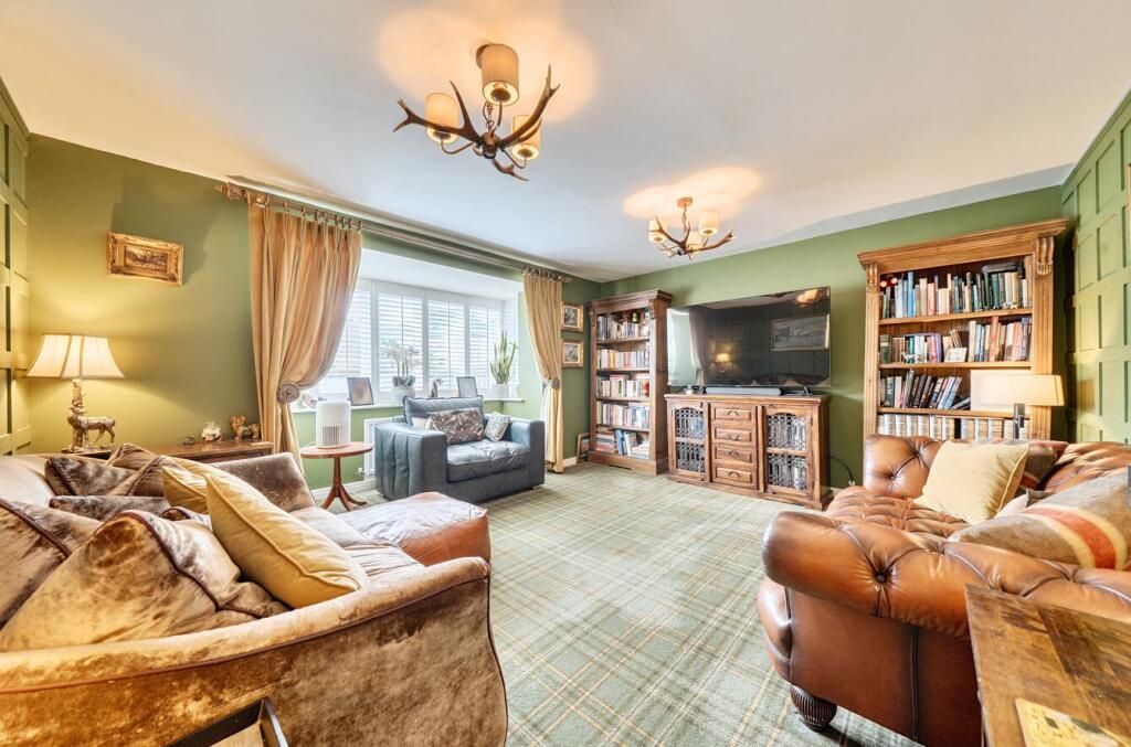 Larbourne Park Road, Flore, Northampton, NN7 - View 3