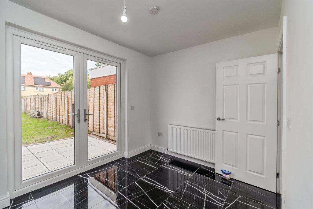 House in Walsall, West Midlands - View 5