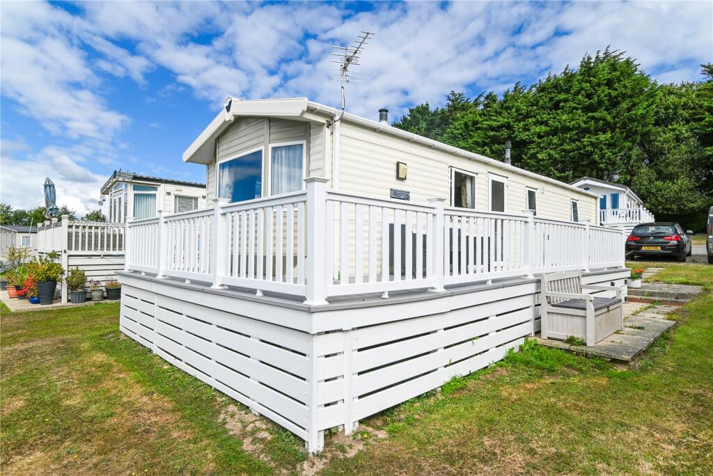 2-bed caravan on Seabreeze, Shorefield Country Park, Downton, Hampshire, SO41, £30,000