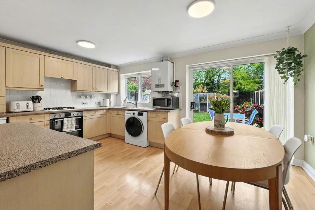 Hawkhurst Drive, Hill Ridware, Rugeley photo 3