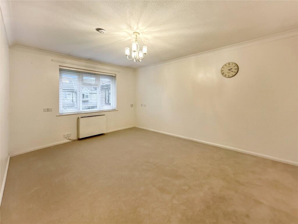 Bowes Close, Sidcup, Kent, DA15 - View 4