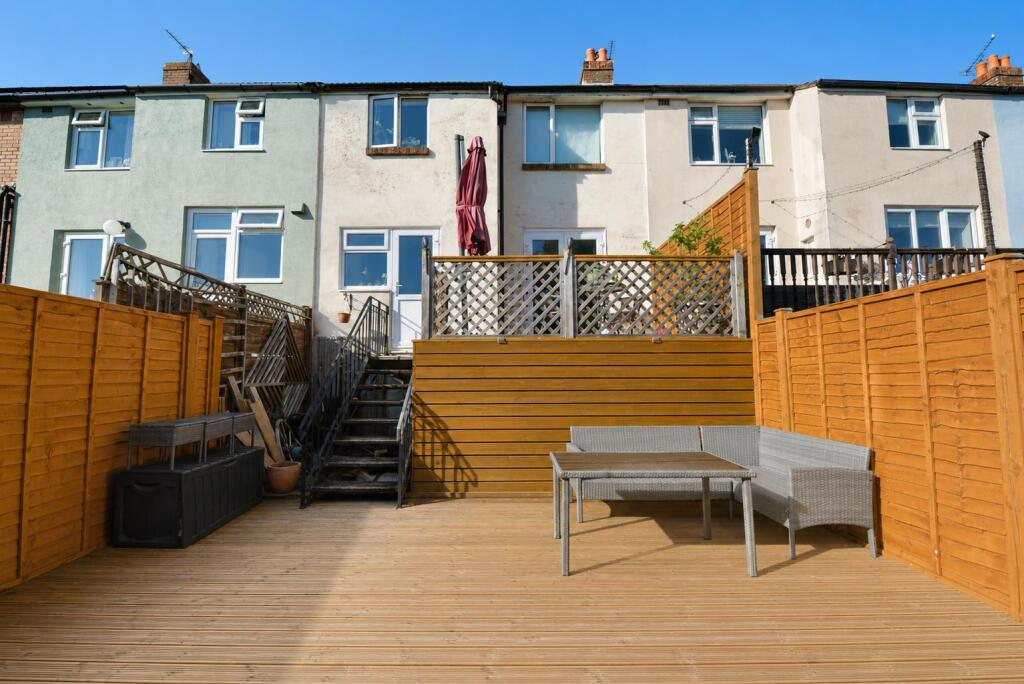 Main image of property: Elmhurst Road, Fareham