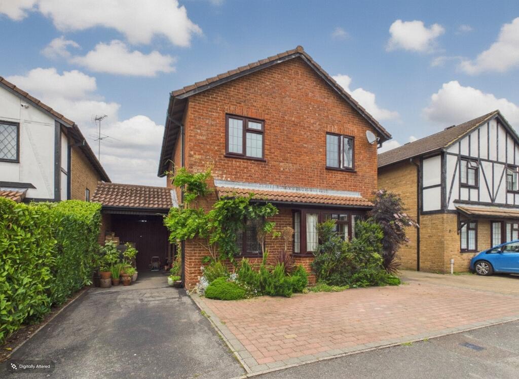 Main image of property: Clayfields, Penn, High Wycombe, Bucks, HP10 8AT