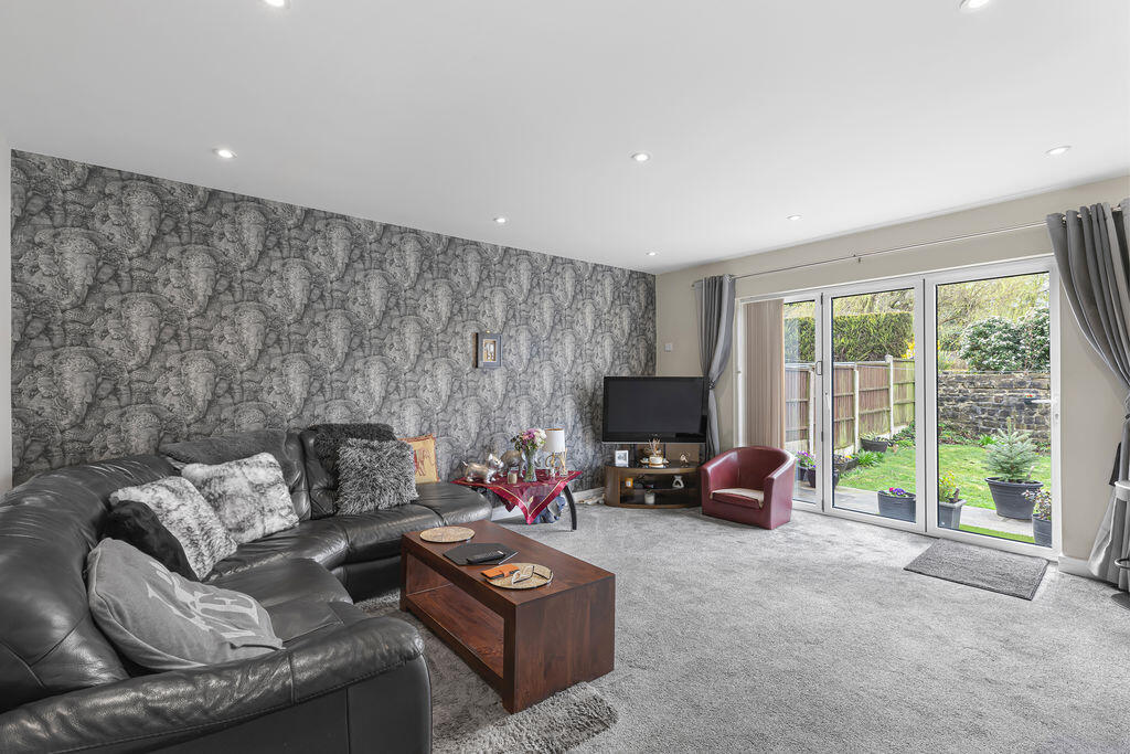 Additional image 7 of Greenside Lane, Cullingworth