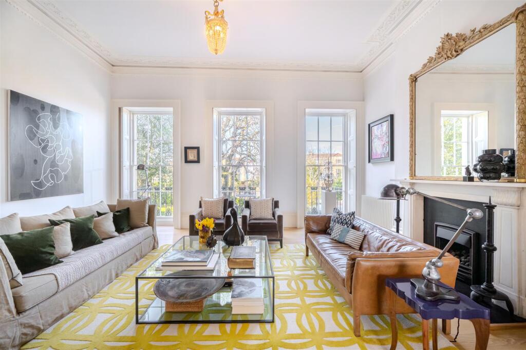 House in Bristol, Clifton Village, Clifton - View 2