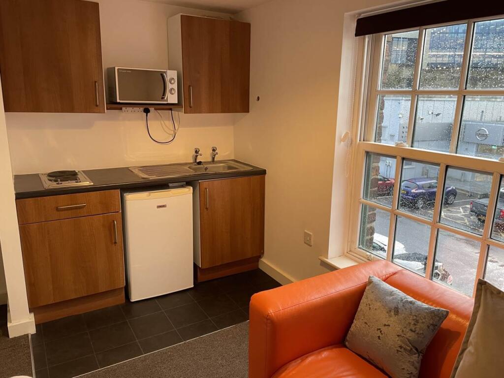 10 Quebec Street , , 