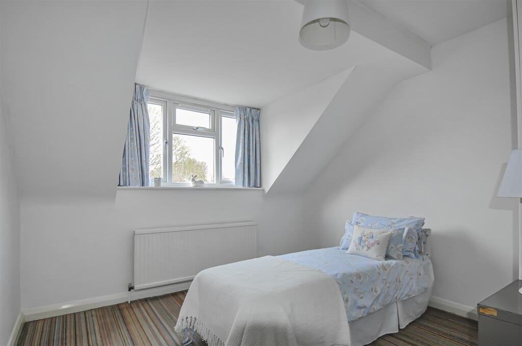 Additional image 9 of Oakwood Road, Bricket Wood, St. Albans