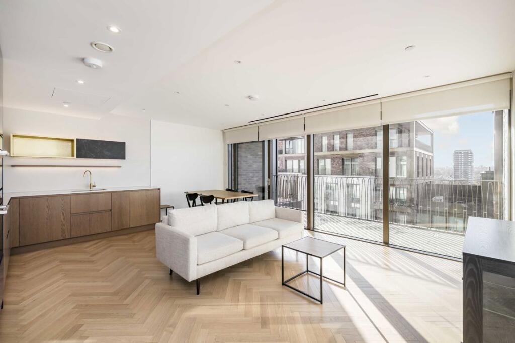 Main image of property: Parkland Walk, Fulham