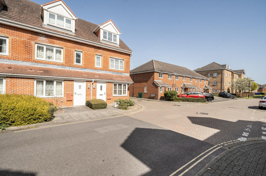 Main image of property: Hoddinott Road, Eastleigh, Hampshire