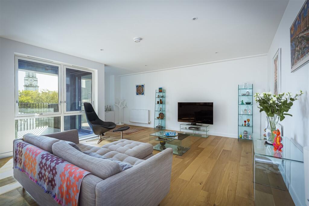 Apartment in London - More