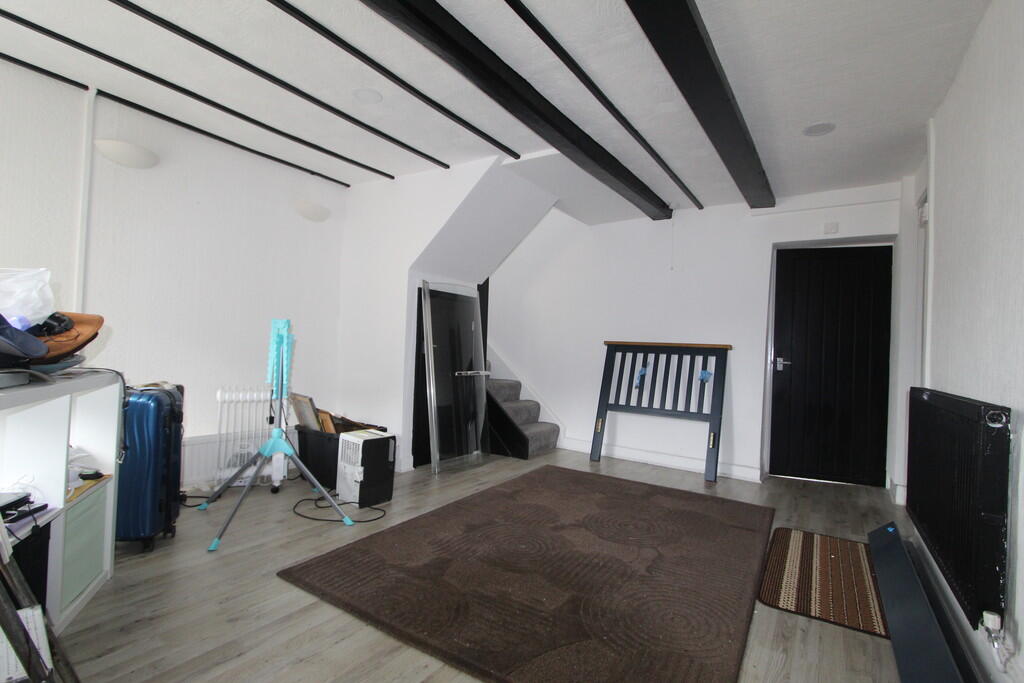 House in Treharris - View 3