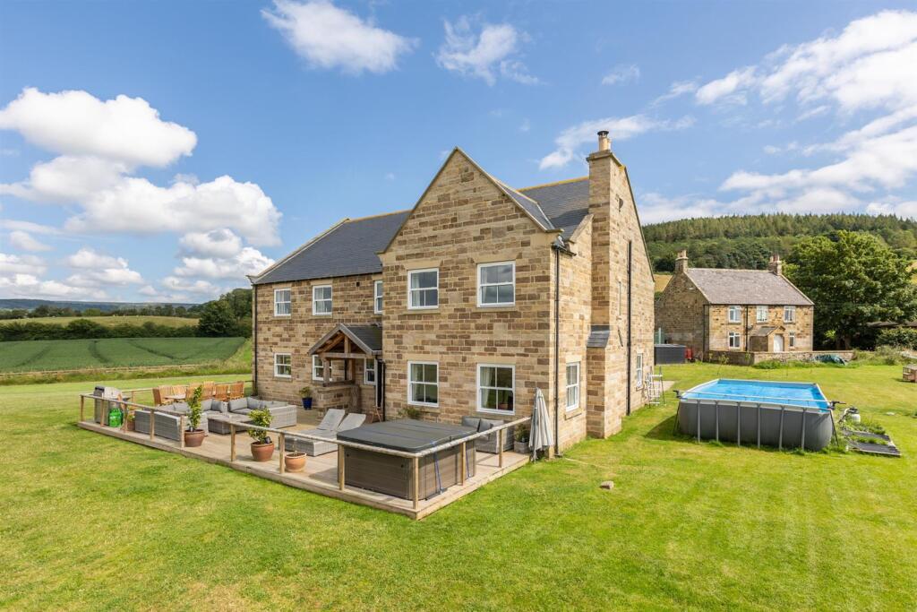 Main image of property: Moor Lane, Knayton, Thirsk