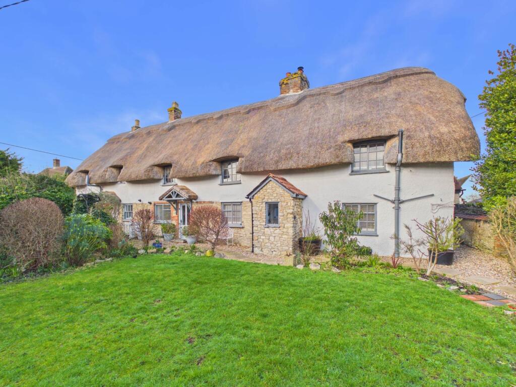 Main image of property: Townside, Haddenham