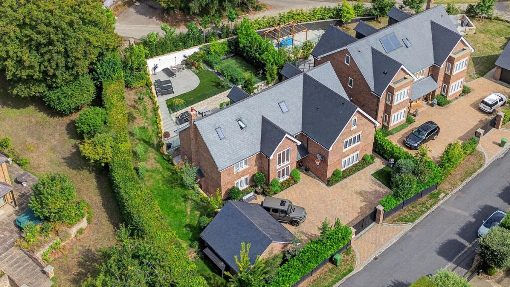 House in South Oxfordshire, Henley-on-Thames - View 2