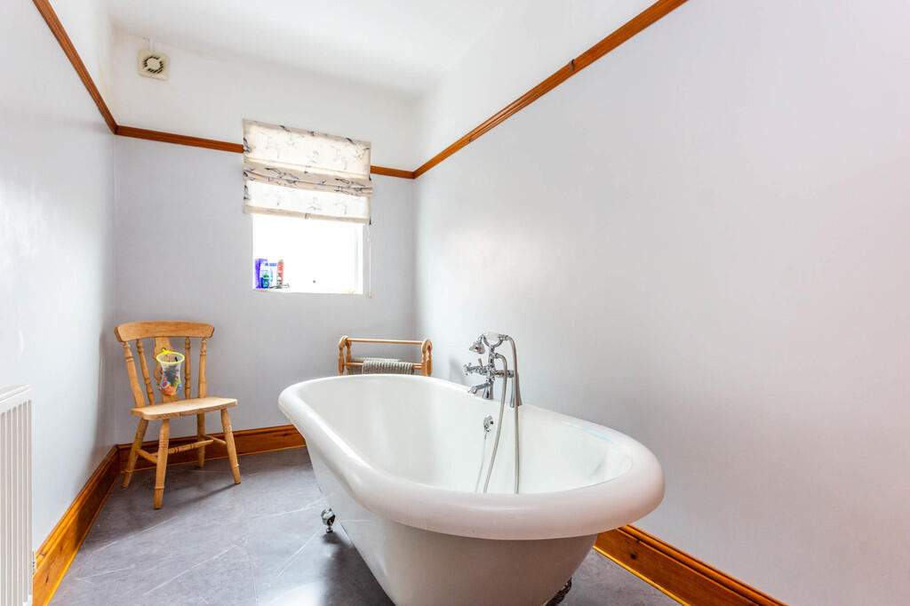 Fern Road, Rushden - View 6