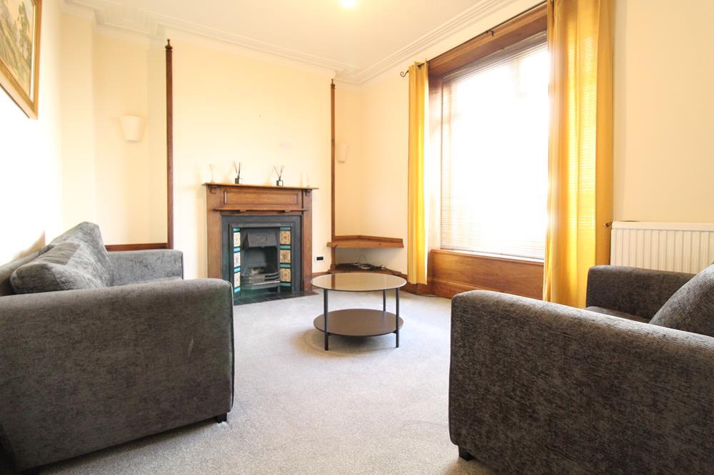 BankStreet, Woodside, AB24