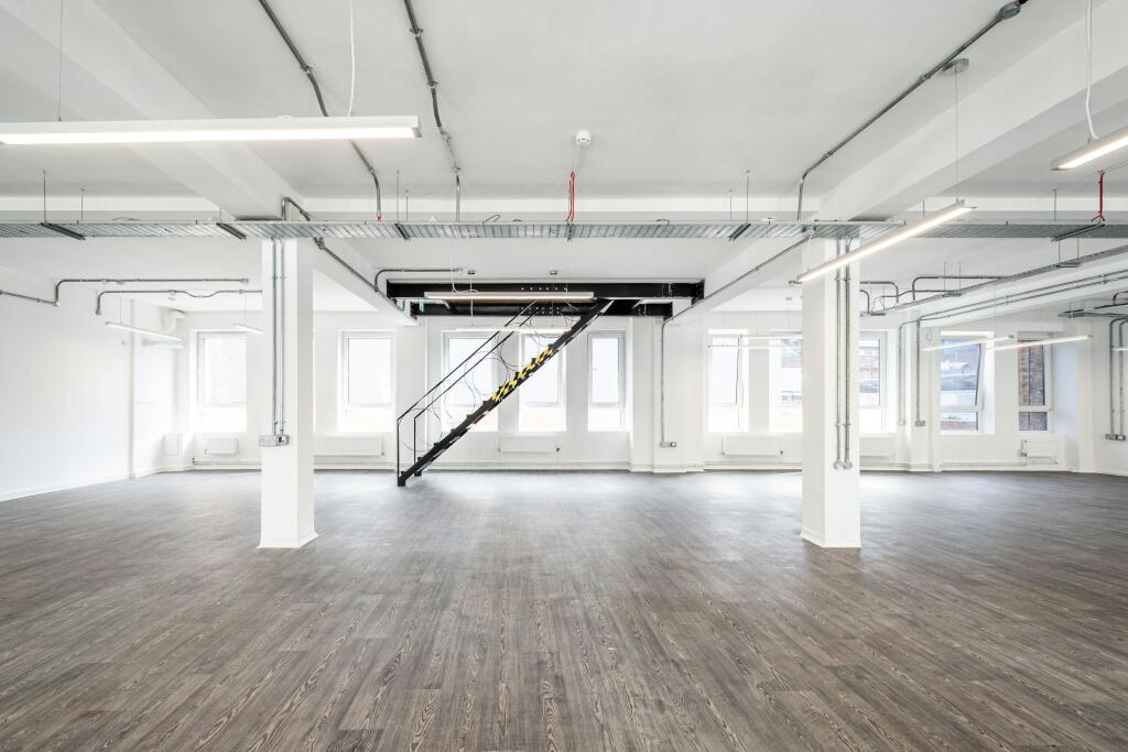 Universal Hse 34F  Low Res 8.jpg