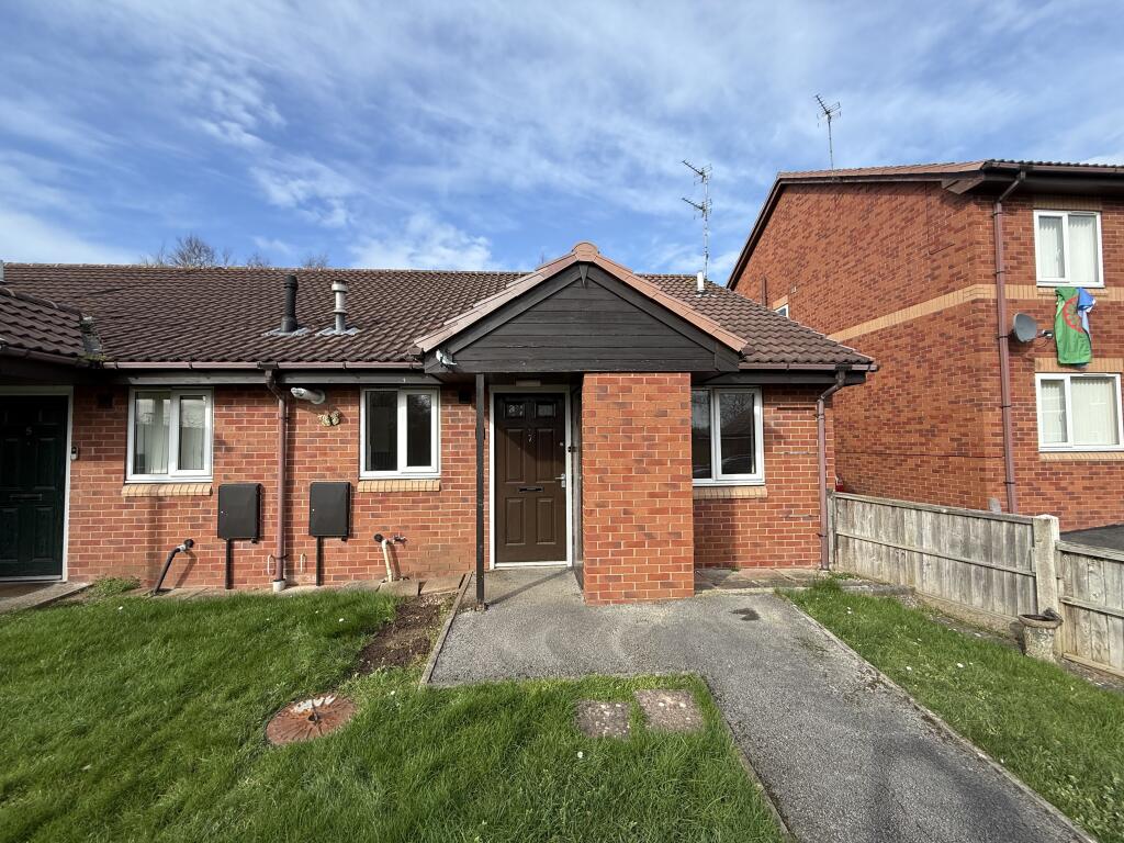 Main image of property: 7 Kirkstead Close, Pinxton, Nottingham, Nottinghamshire NG16 6PG