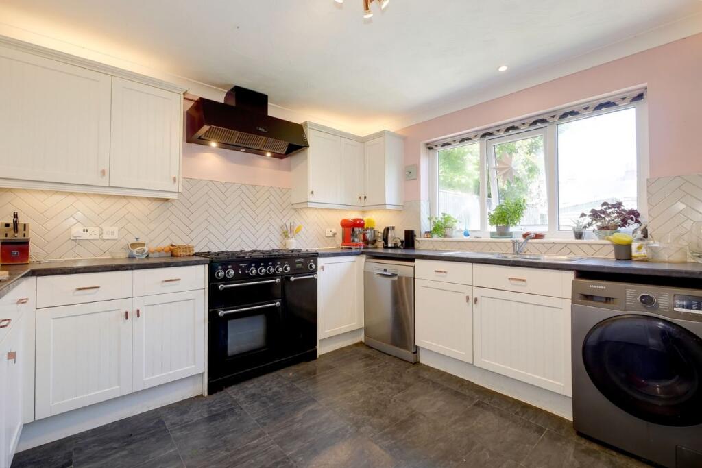 House in Wealden, Hailsham - View 5