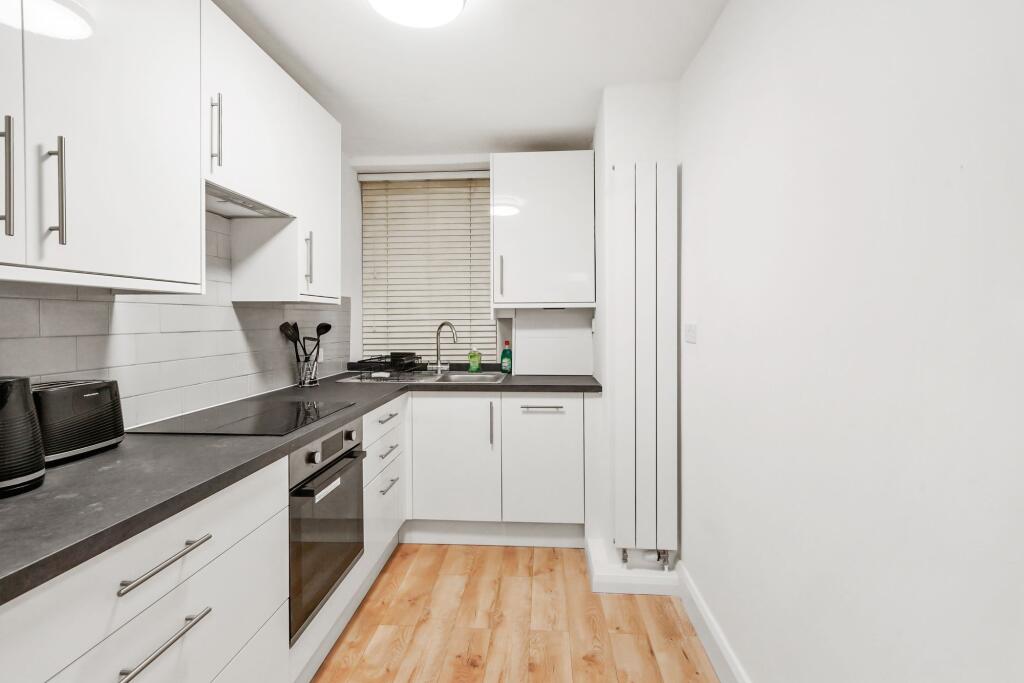 Apartment in London - View 2