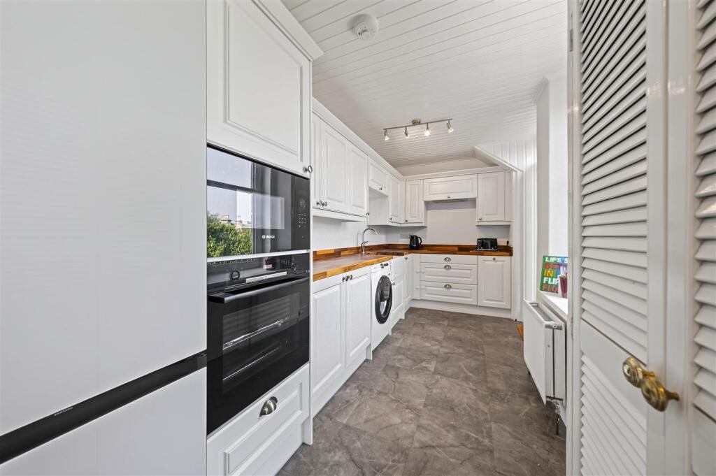 Apartment in Inverness, Park - View 3