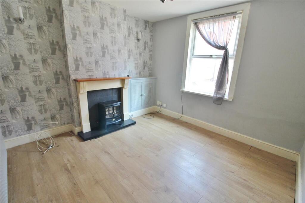 Sidney Street, Grantham photo 2