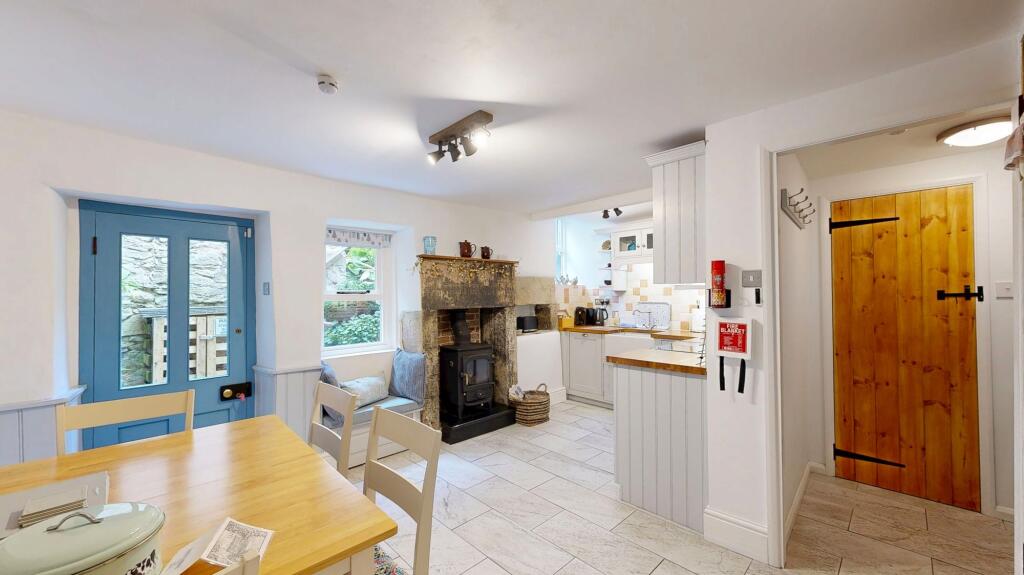 House in Derbyshire Dales, Starkholmes, Matlock Town - View 5