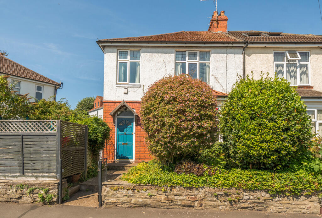 Main image of property: Cairns Road, Bristol, BS6