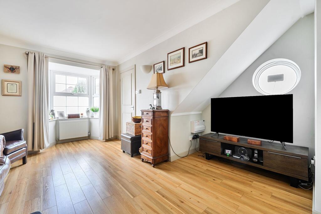 House in Chichester, Midhurst - View 4