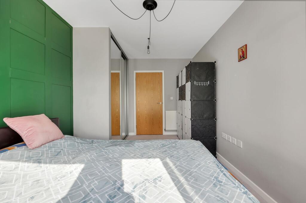 Apartment in London, Harlesden - View 6