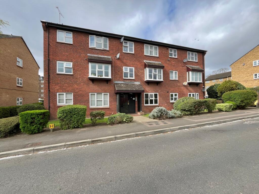 Main image of property: Parish Gate Drive, SIDCUP, DA15