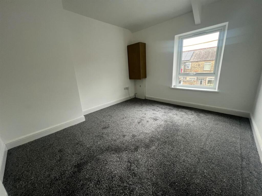 House in Newcastle upon Tyne - More