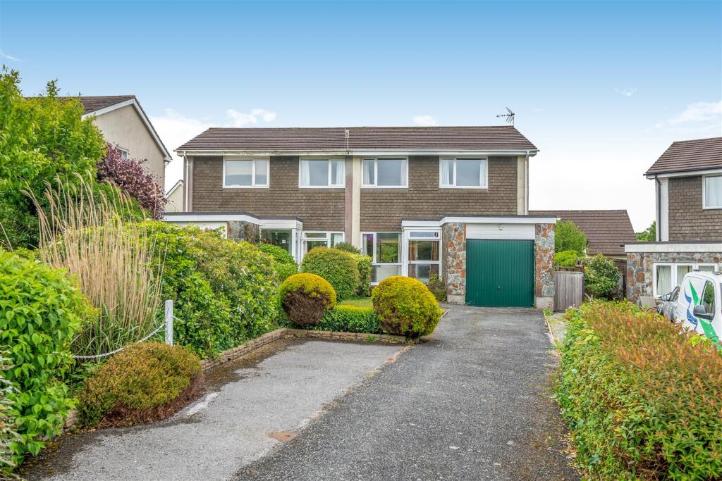 Main image of property: Clobells, South Brent