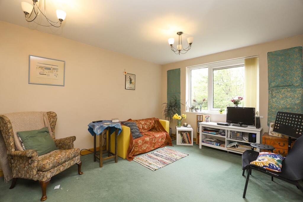 Apartment in Sheffield - View 5