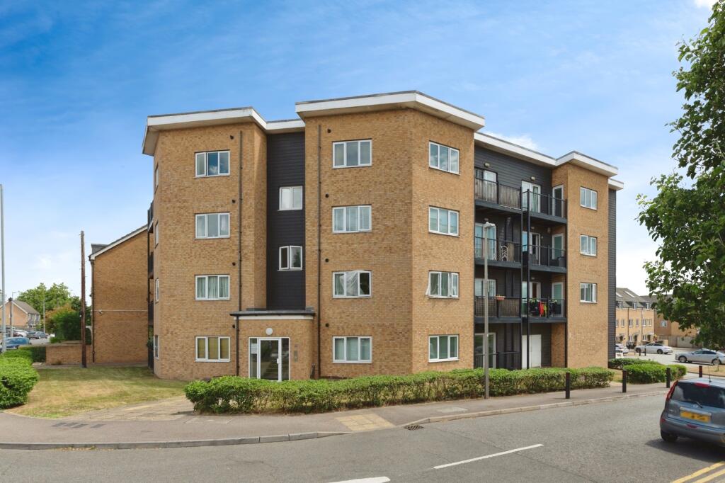 Main image of property: London Road, Grays, Essex, RM20