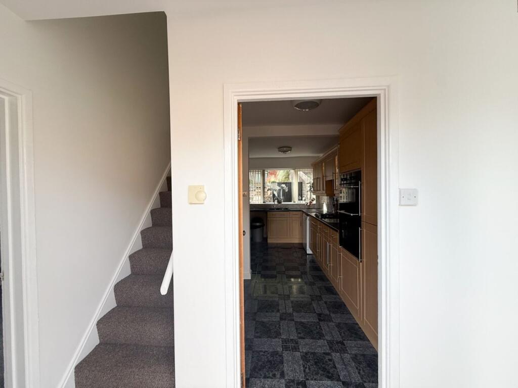 House in Newport - View 5