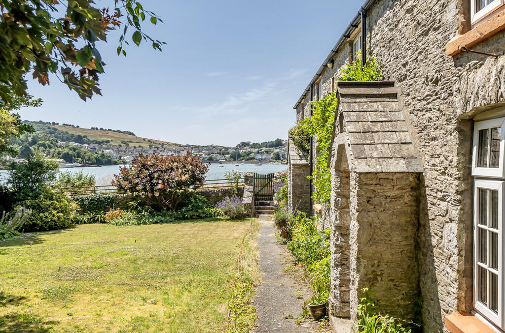 House in Plymouth - View 3