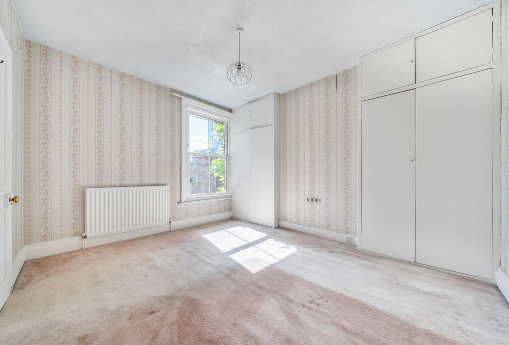 House in Sevenoaks, Kemsing - View 2
