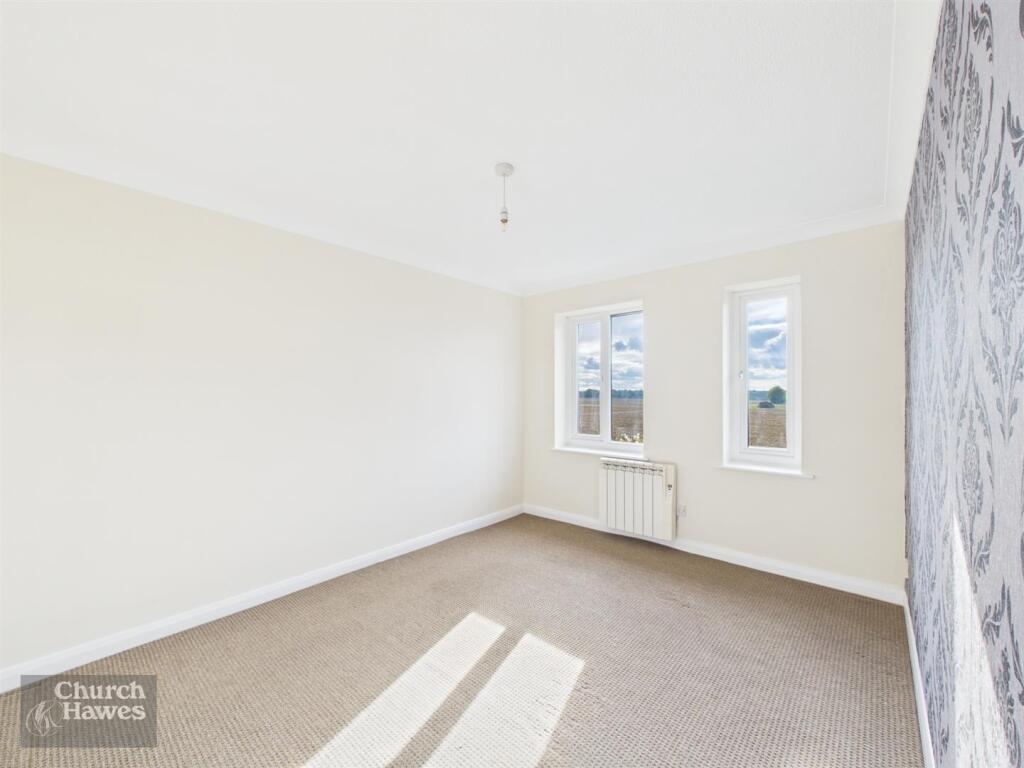 Snoreham Gardens, Latchingdon photo 4