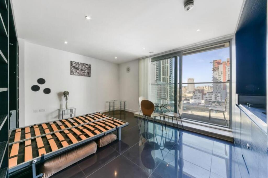 Apartment in London - View 4