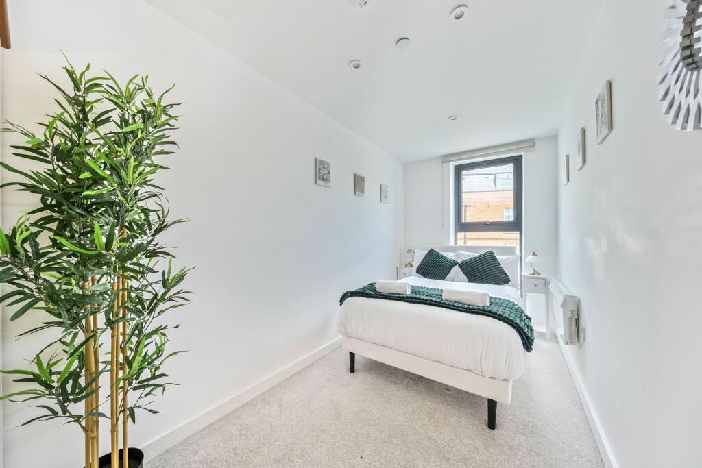 Apartment in London, Royal Borough of Greenwich - View 5