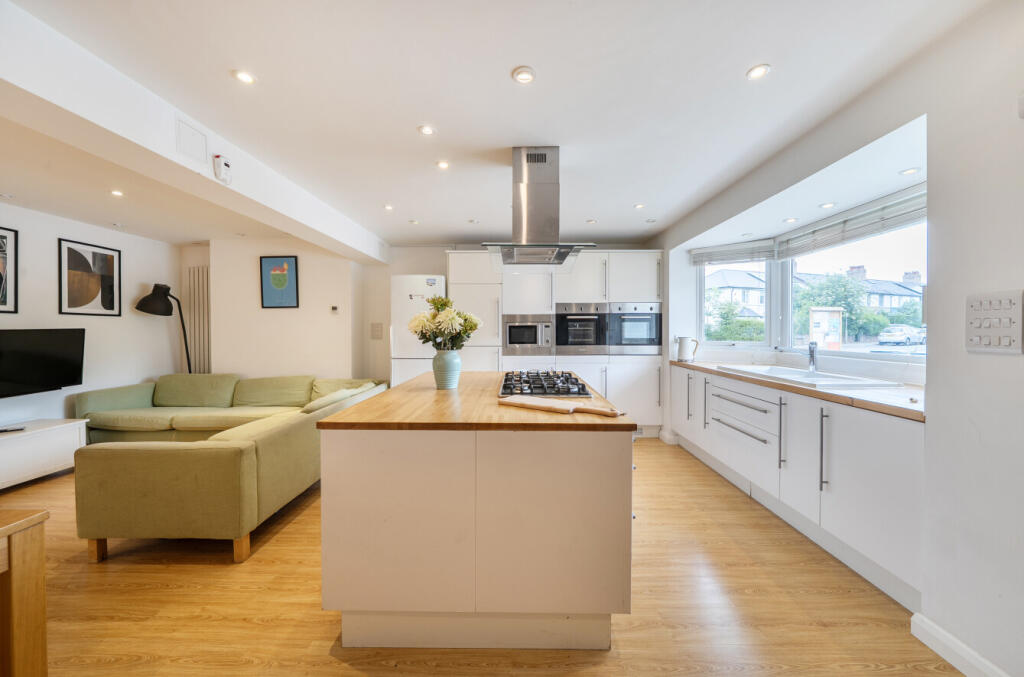 House in Oxford, Florence Park, Cowley - View 6