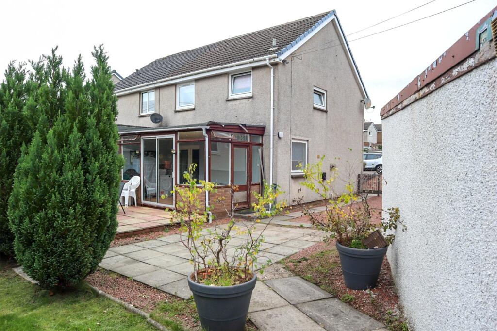 House in Lanark, South Lanarkshire - More