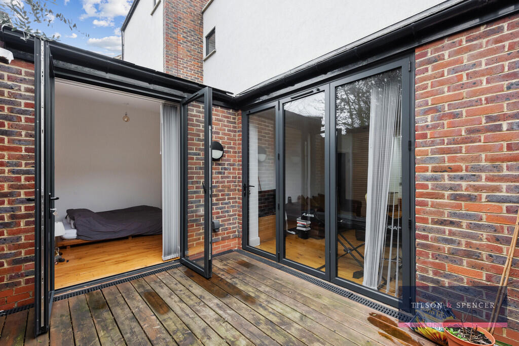 House in London, Tottenham - View 3