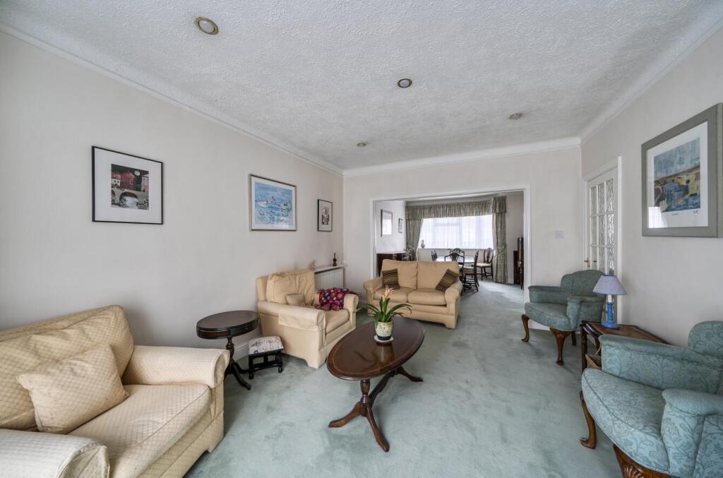Howberry Road, Edgware, HA8 photo 4