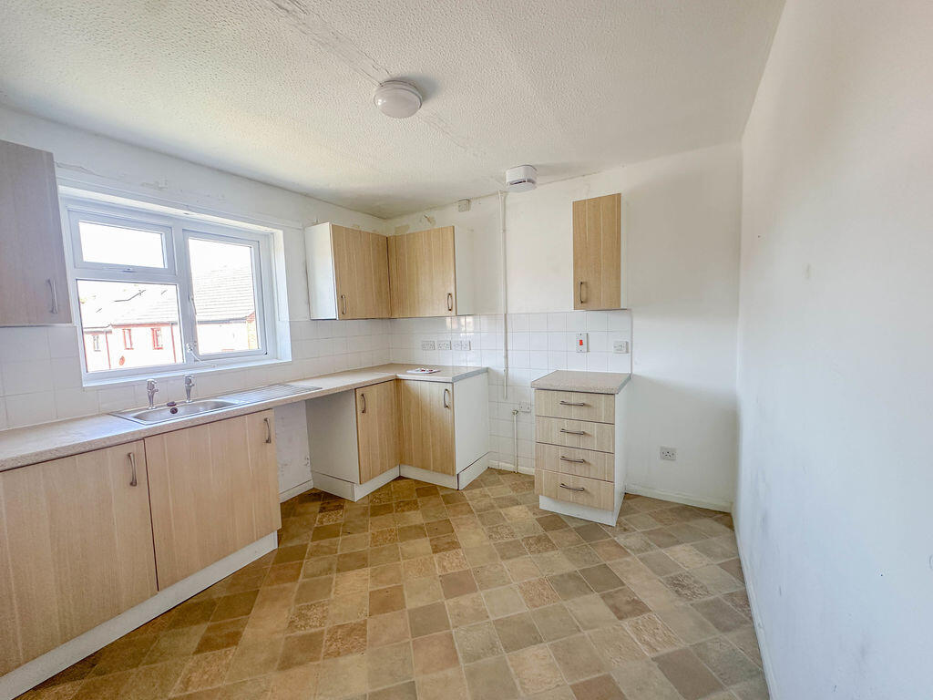 Apartment in Shepton Mallet, Somerset - View 3